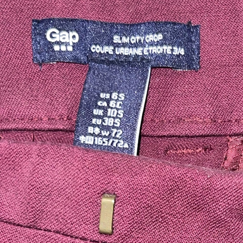 GAP Maroon Pant - Picture 7 of 8